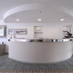 3* Отель Ambrosio La Corte